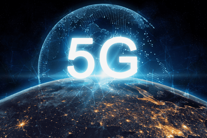 5G overlay text over the globe.